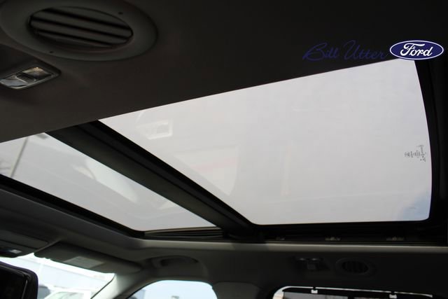 Certified 2021 Ford Explorer Limited w/ Equipment Group 301A image 19