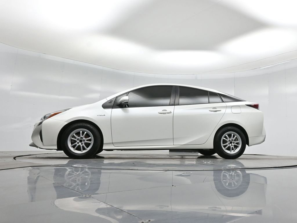 Used 2017 Toyota Prius One image 23