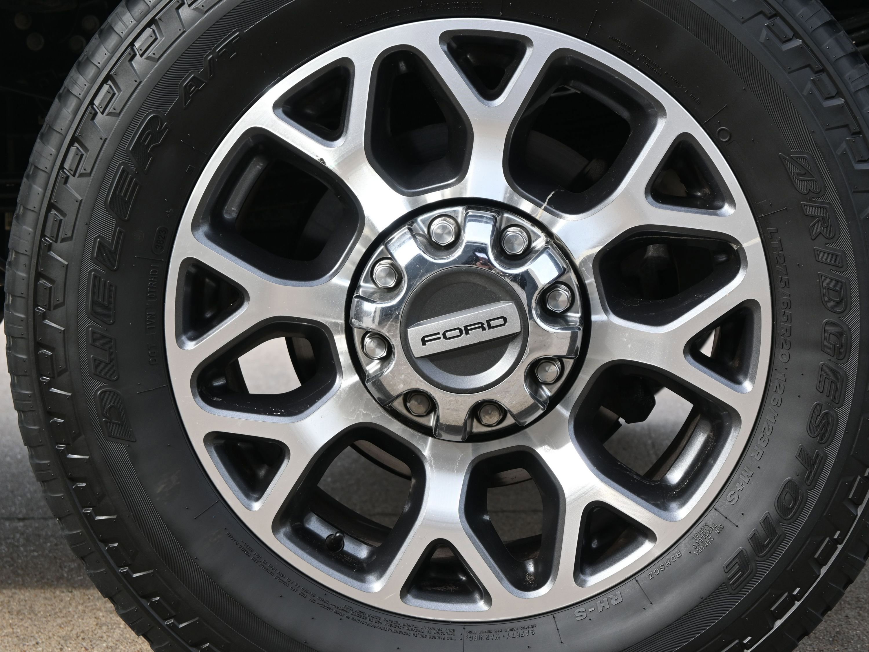 Certified 2022 Ford F350 Lariat w/ Lariat Ultimate Package image 12