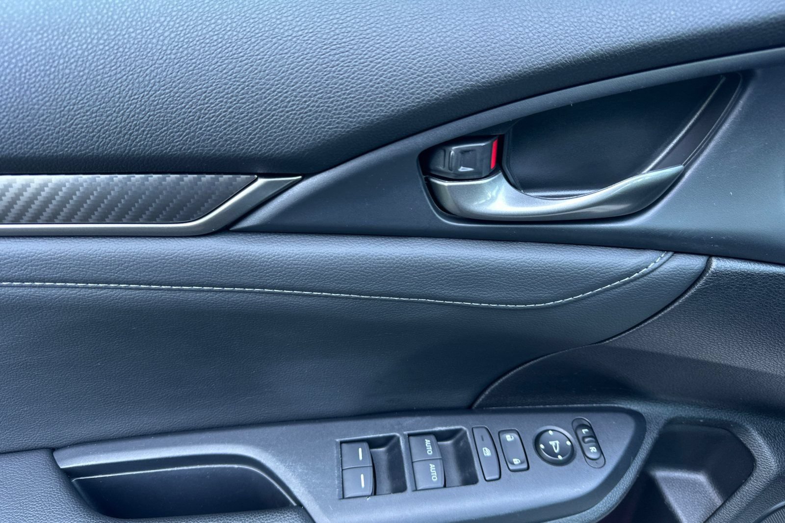 Used 2018 Honda Civic Sport Touring image 13