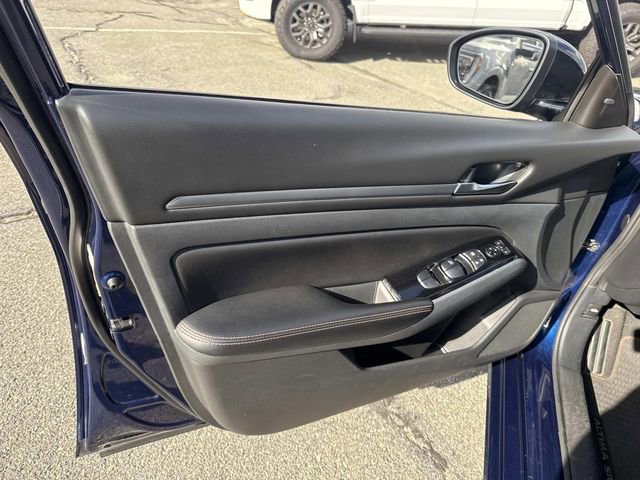 Used 2024 Nissan Altima 2.5 SR image 17