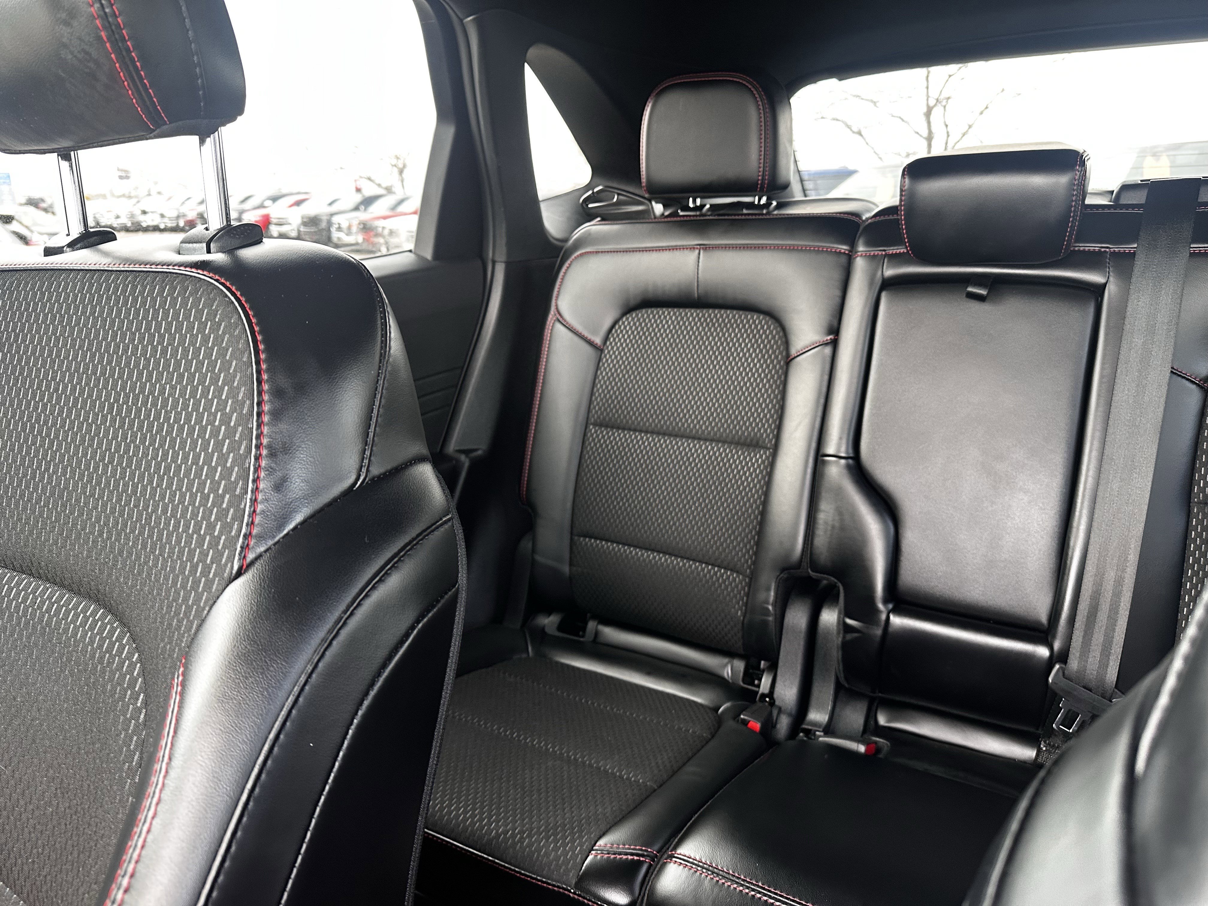 Certified 2025 Ford Escape ST-Line Select image 12