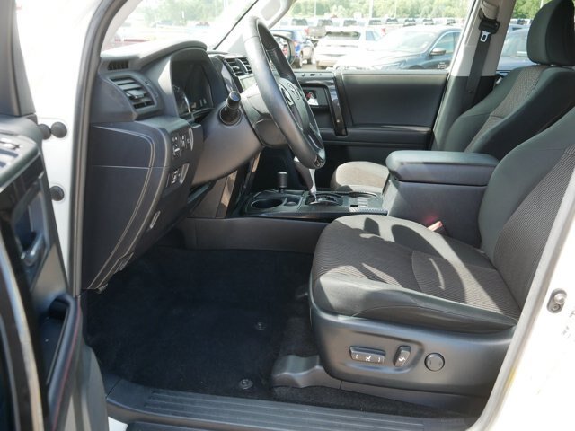 Used 2022 Toyota 4Runner TRD Off-Road AWD/4WD image 12
