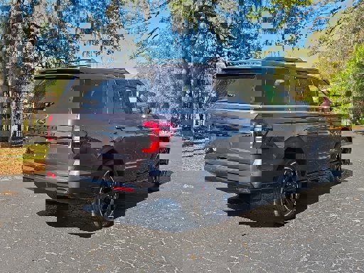 Certified 2024 Ford Expedition Limited image 5