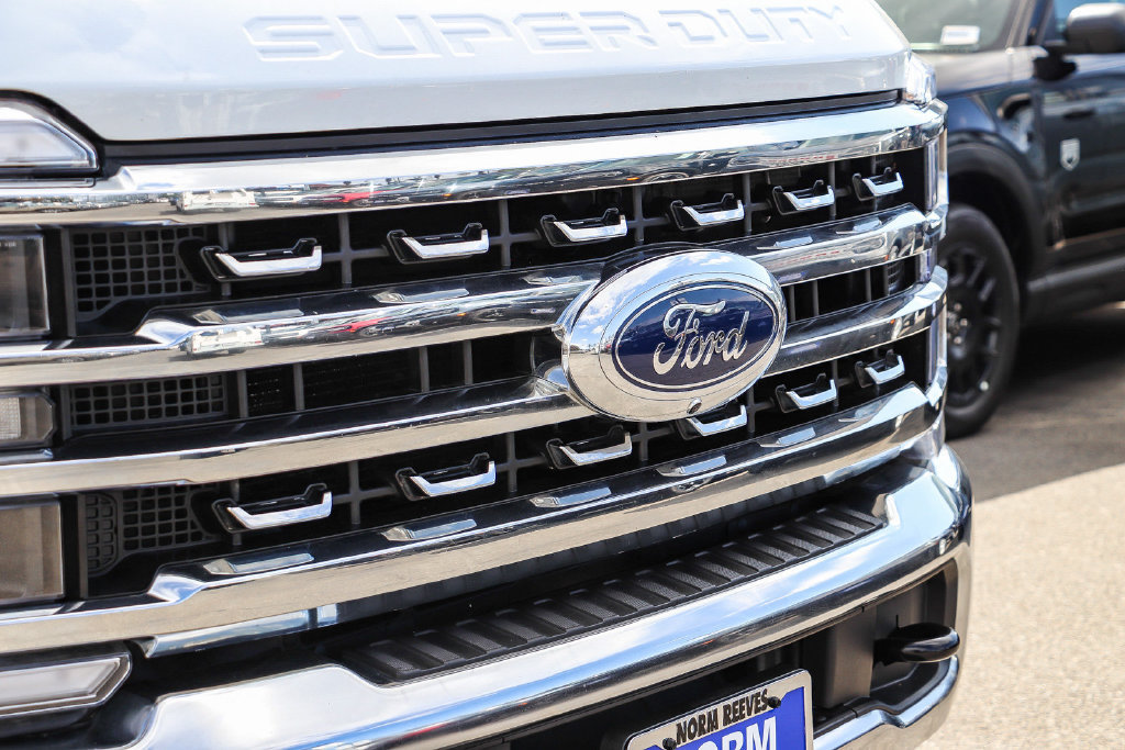 Certified 2026 Ford F250 Lariat AWD/4WD image 7