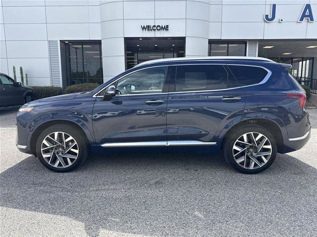Used 2022 Hyundai Santa Fe Calligraphy FWD image 2