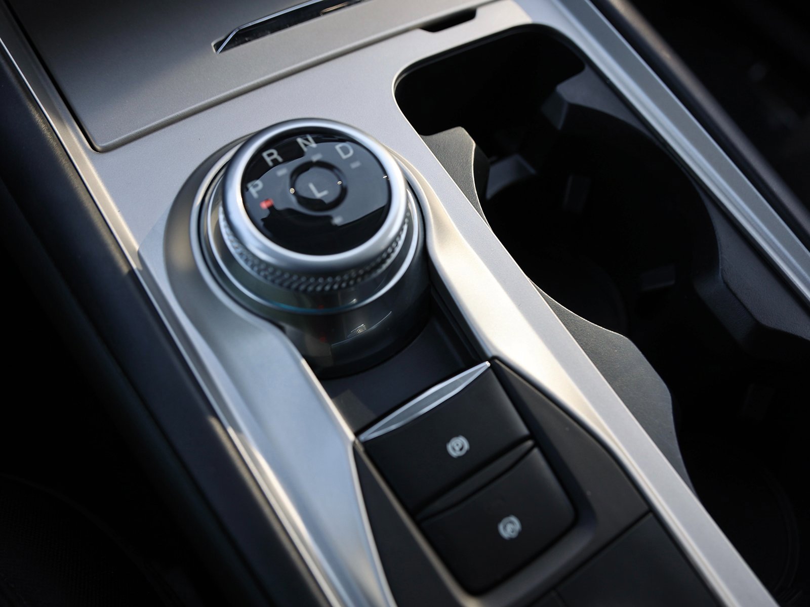 Certified 2022 Ford Explorer XLT image 33