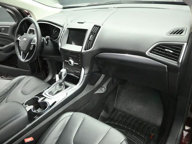 Certified 2017 Ford Edge Titanium w/ Technology Package image 28