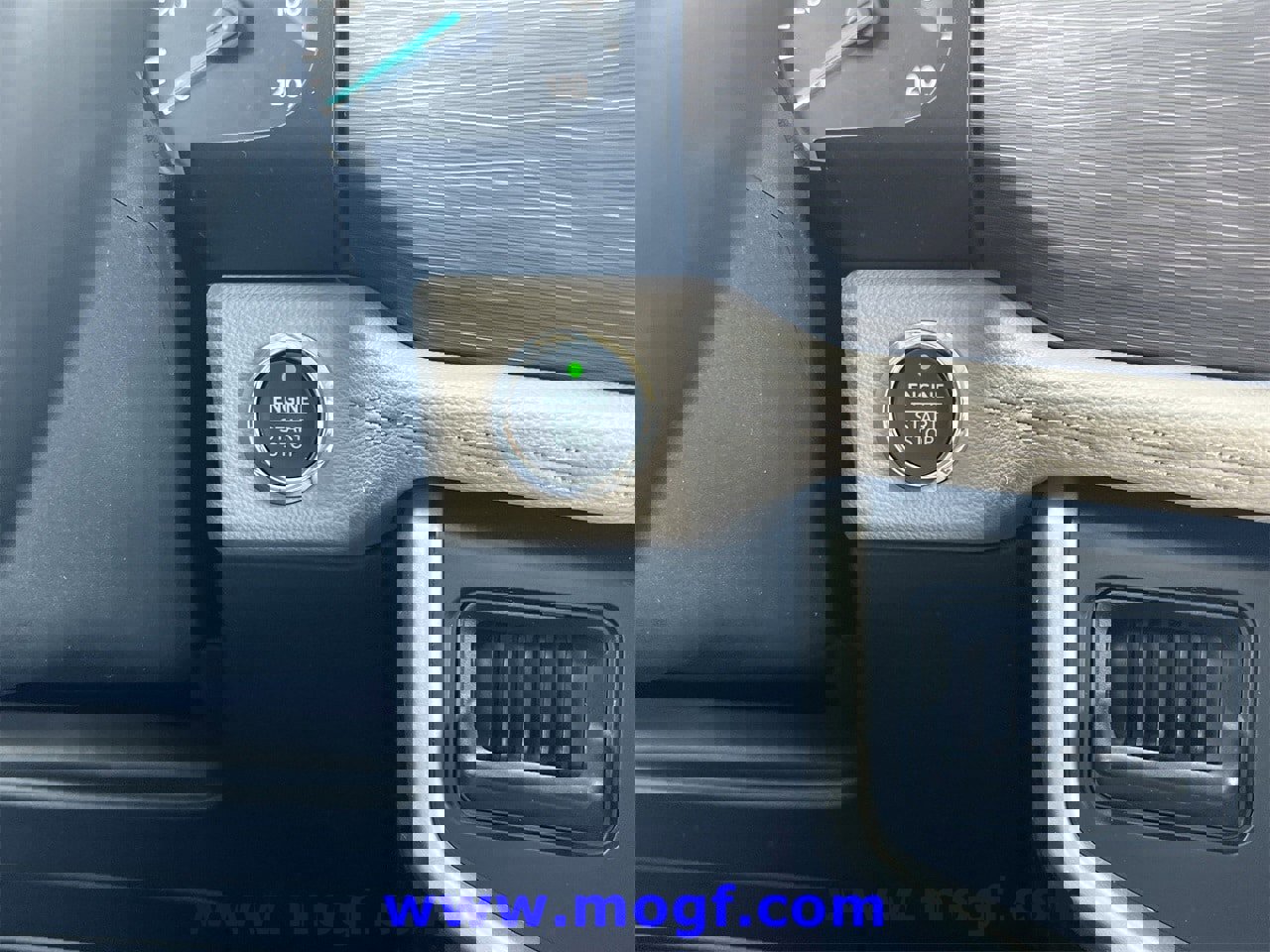 Certified 2024 Ford Expedition Limited image 12