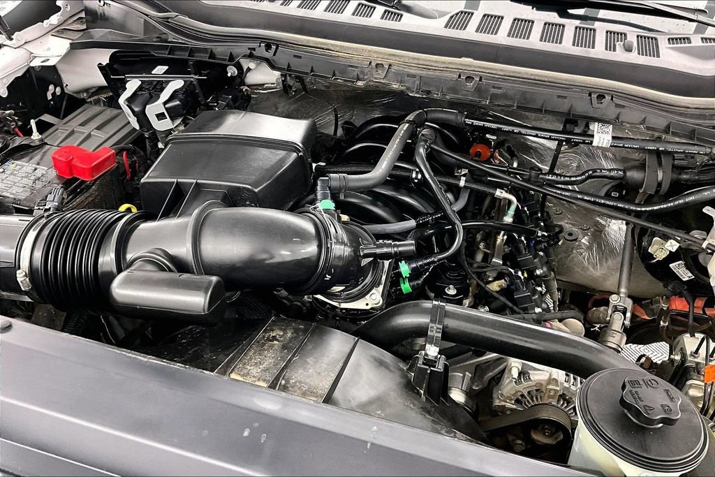 Certified 2025 Ford F350 XL w/ STX Appearance Package AWD/4WD image 29