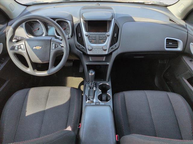 Used 2017 Chevrolet Equinox LS image 17