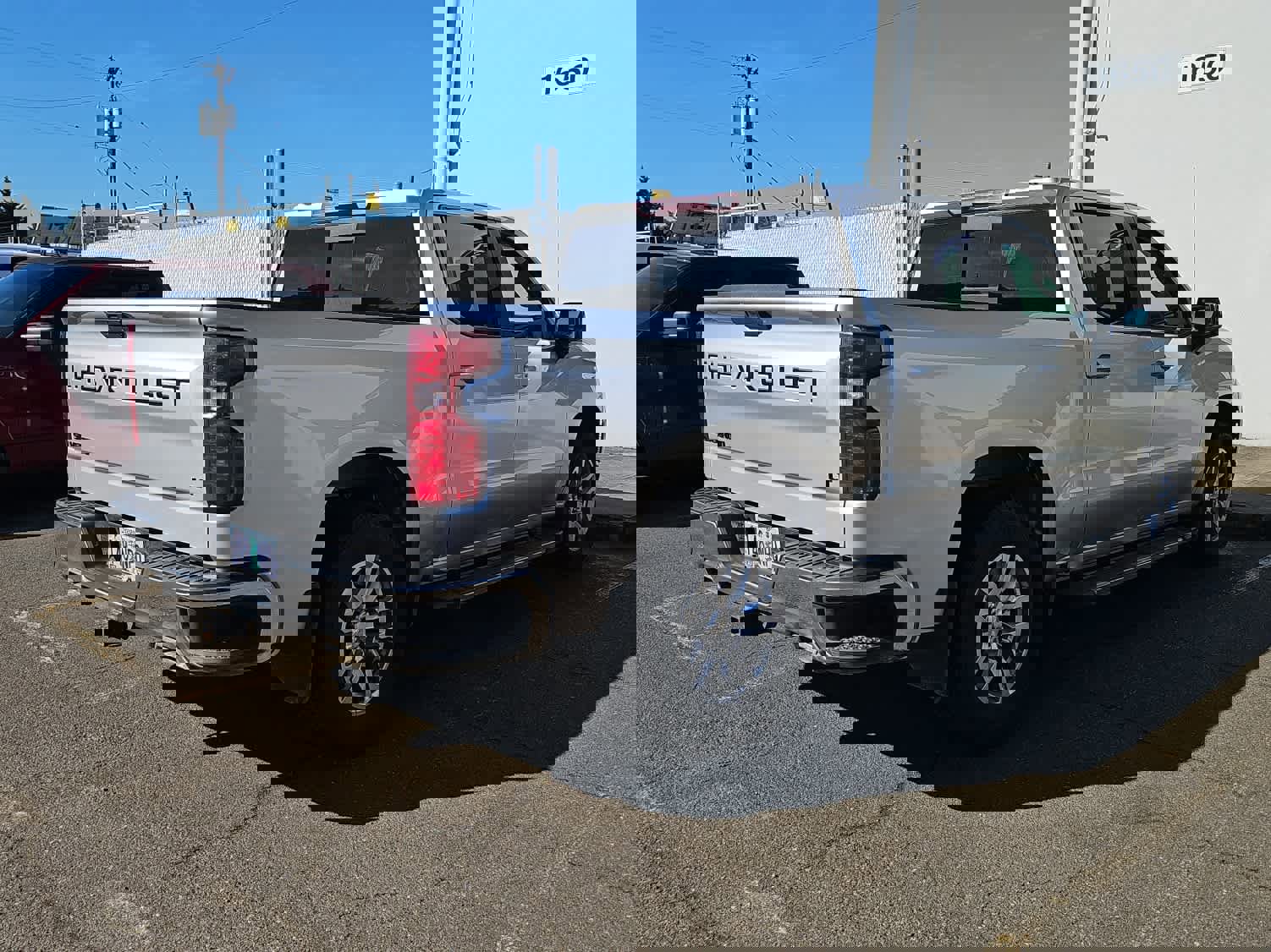 Used 2021 Chevrolet Silverado 1500 LT w/ Z71 Off-Road Package image 5