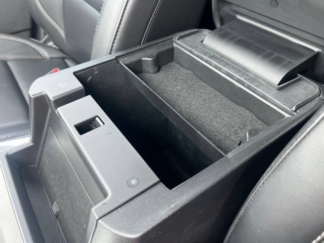 Certified 2023 Ford Explorer XLT w/ Equipment Group 202A AWD/4WD image 15
