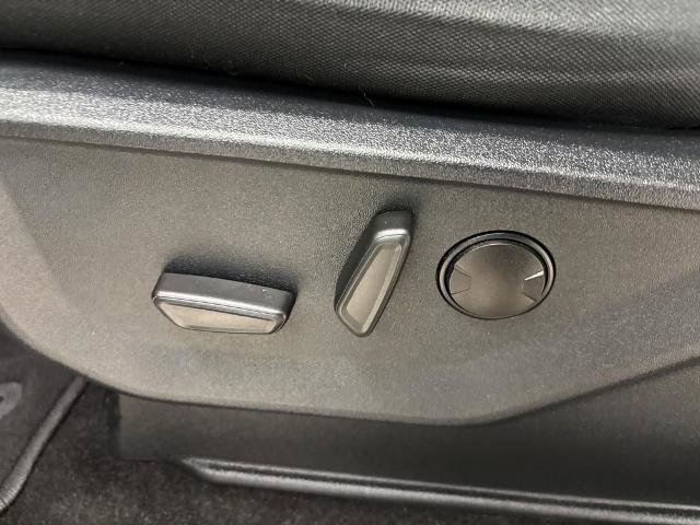 Certified 2022 Ford F150 XLT w/ Equipment Group 302A High image 19