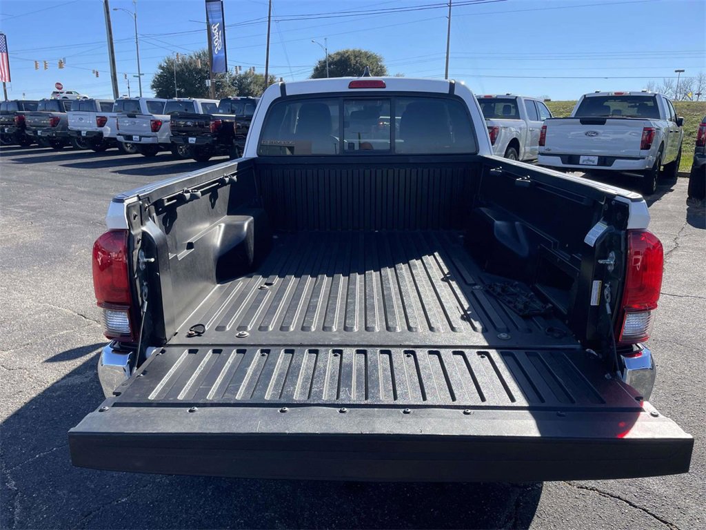 Used 2022 Toyota Tacoma image 10