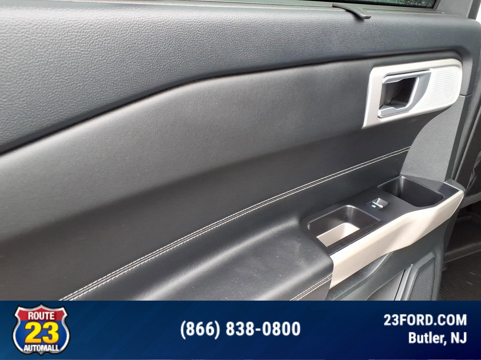 Certified 2023 Ford Explorer Limited w/ Limited Technology Package AWD/4WD image 24