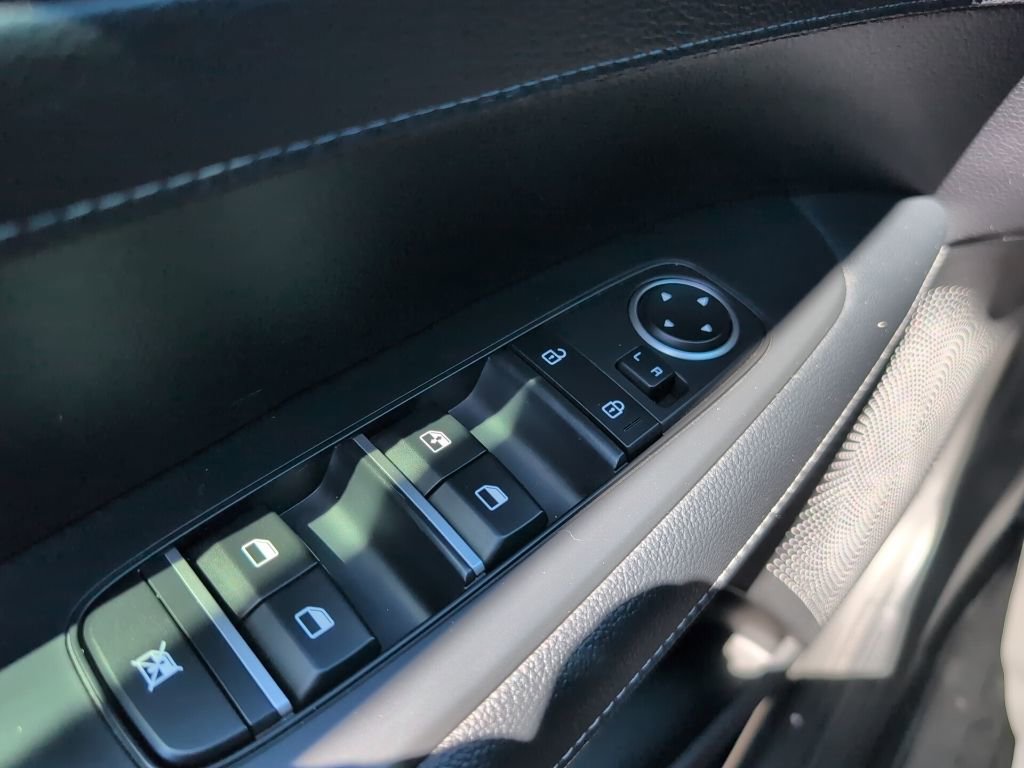 Used 2021 Kia Forte EX image 22