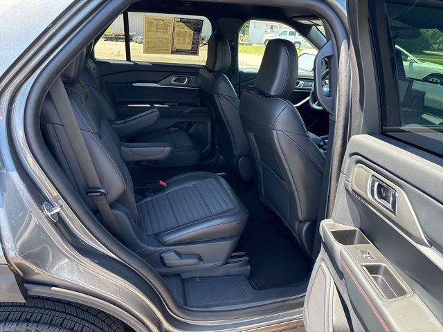 Certified 2025 Ford Explorer ST-Line AWD/4WD image 14