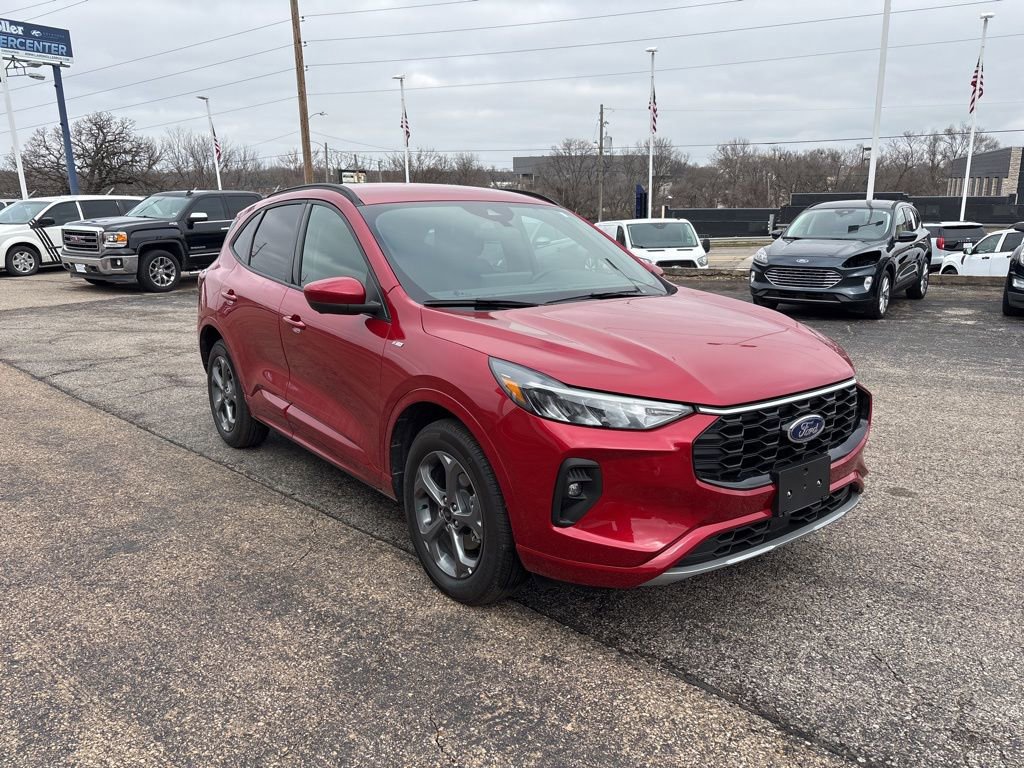 Certified 2024 Ford Escape ST-Line Select w/ Tech Pack #2 image 5