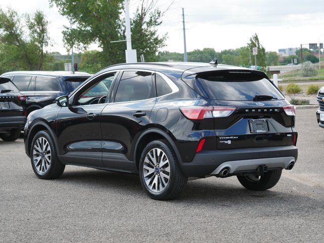 Certified 2020 Ford Escape Titanium AWD/4WD image 4