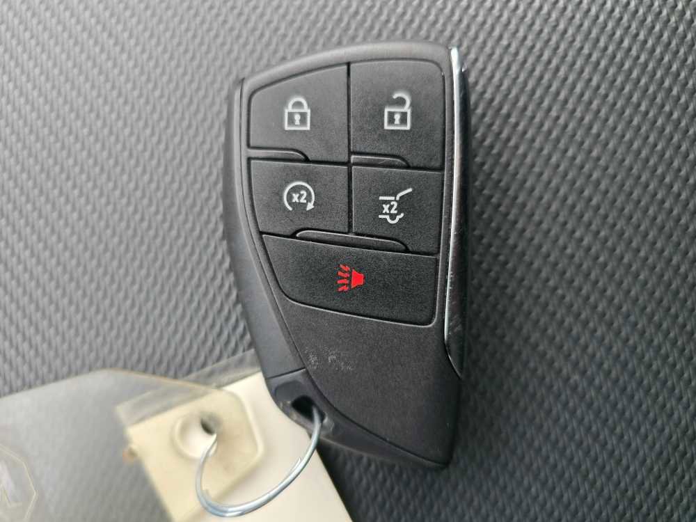 Used 2025 Chevrolet Equinox LT w/ Convenience Package II image 20