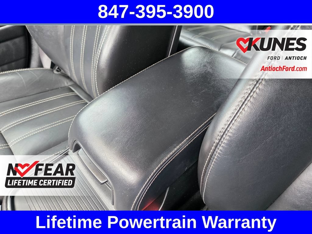 Used 2019 Chrysler 300 S AWD/4WD image 39