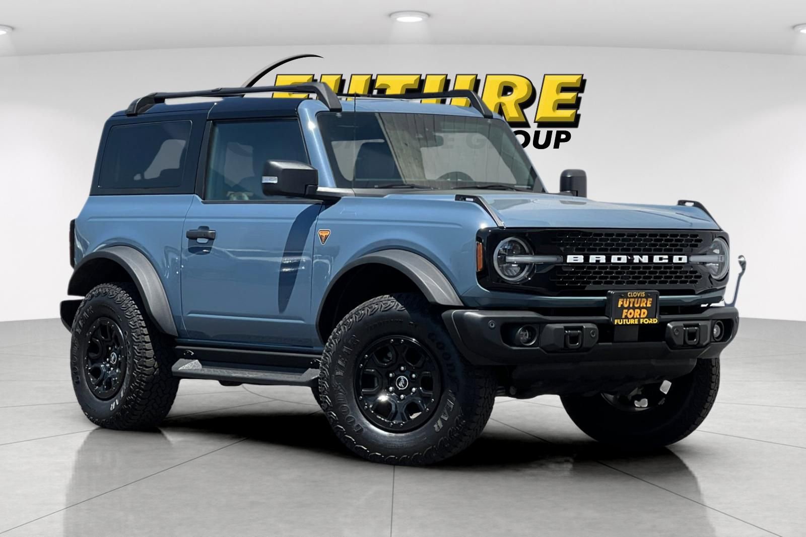 Certified 2025 Ford Bronco Badlands AWD/4WD image 1