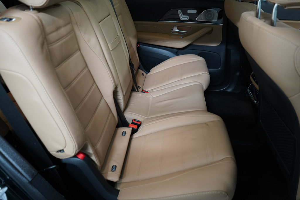 Used 2025 Mercedes-Benz GLS 450 4MATIC image 24
