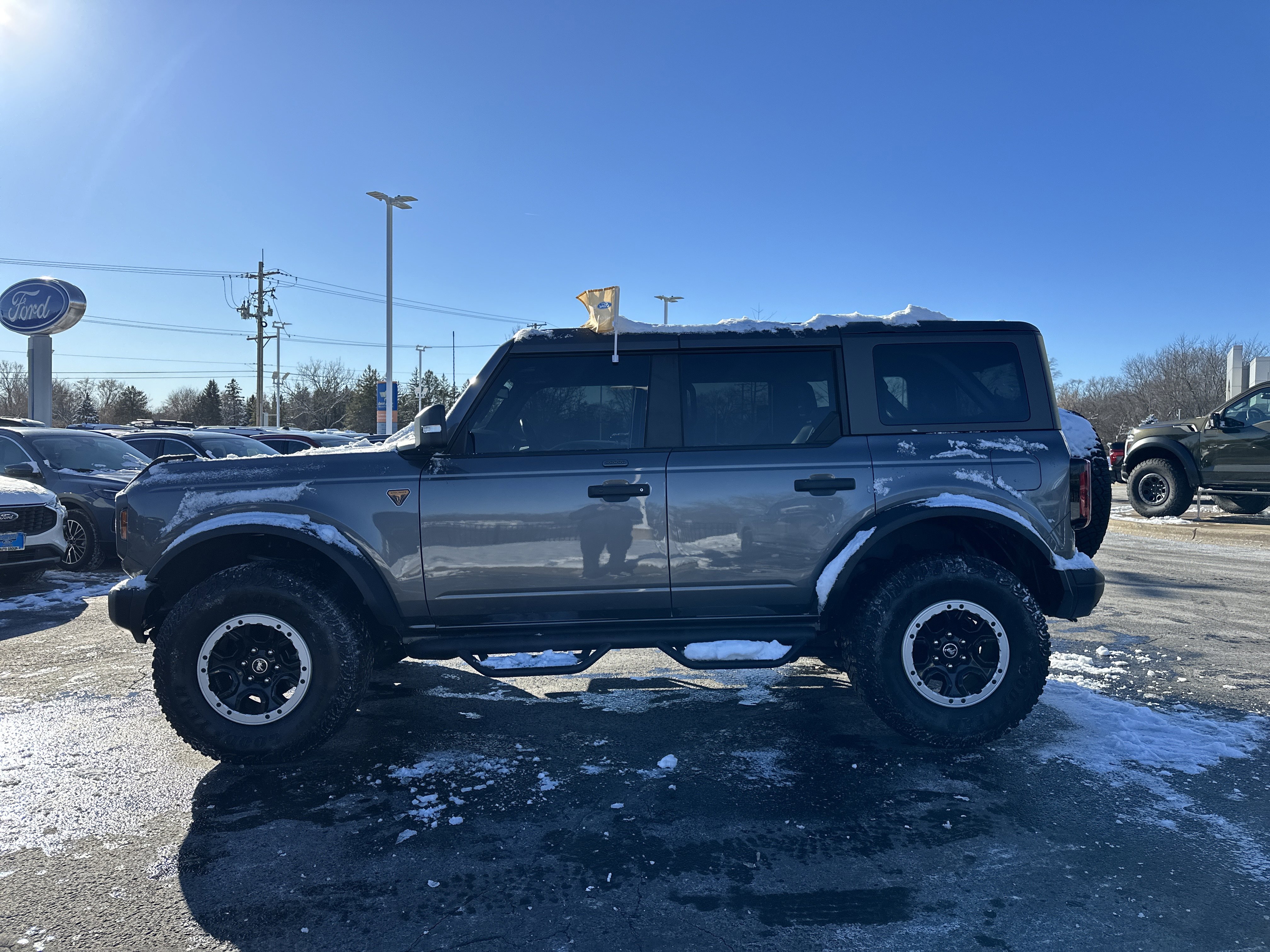 Certified 2023 Ford Bronco Badlands w/ Sasquatch Package image 7