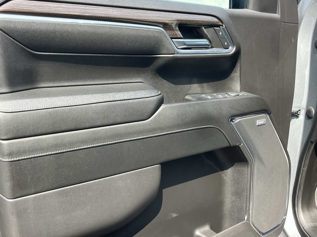 Used 2023 Chevrolet Silverado 1500 LT Trail Boss w/ LT Trail Boss Premium Package AWD/4WD image 27