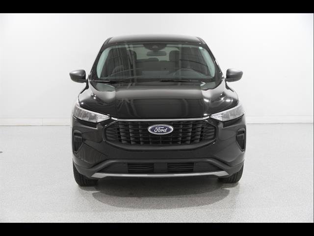 Certified 2024 Ford Escape Active w/ Tech Pack #1 AWD/4WD image 2