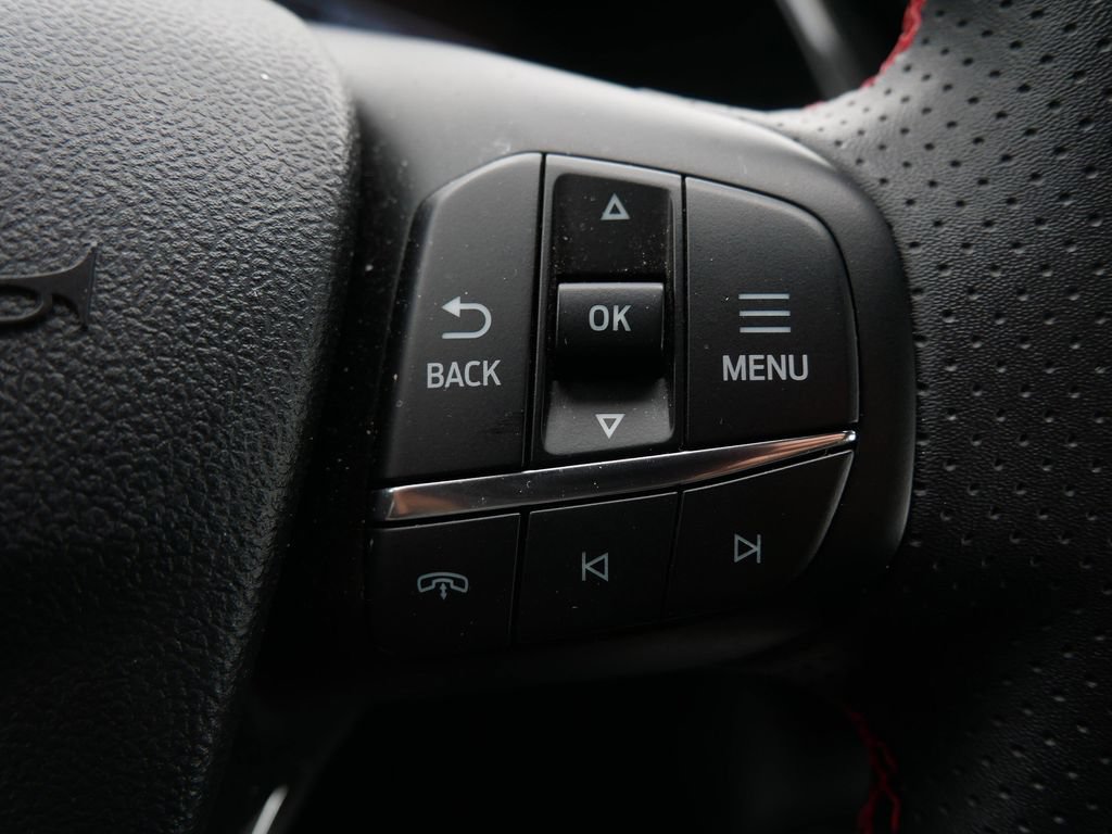 Certified 2025 Ford Escape ST-Line AWD/4WD image 25