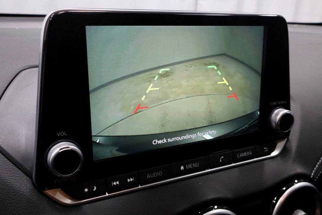 Used 2024 Nissan Sentra SV image 2