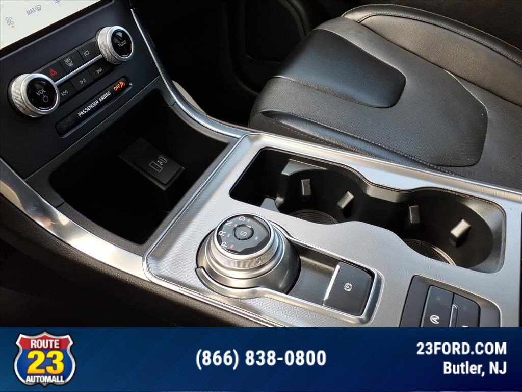 Certified 2022 Ford Edge Titanium w/ Equipment Group 301A AWD/4WD image 21