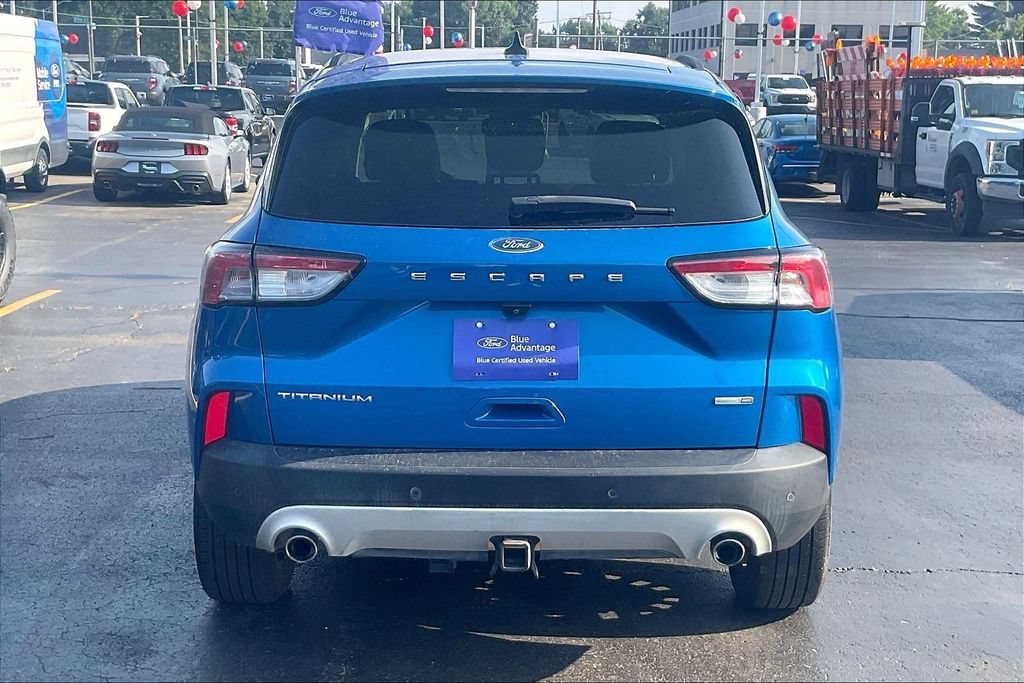 Certified 2020 Ford Escape Titanium AWD/4WD image 3
