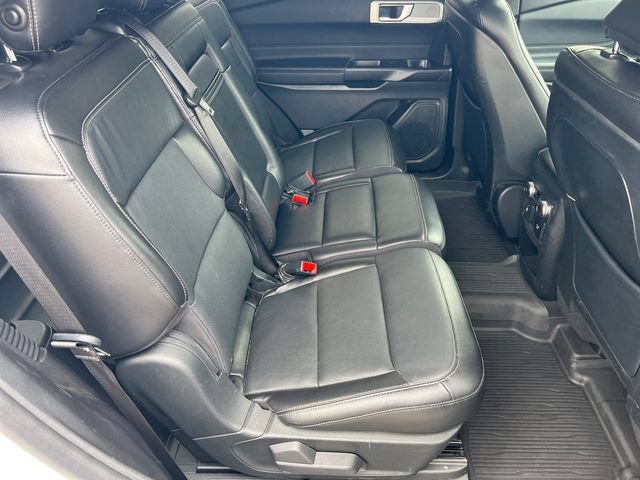 Certified 2020 Ford Explorer Limited RWD image 17