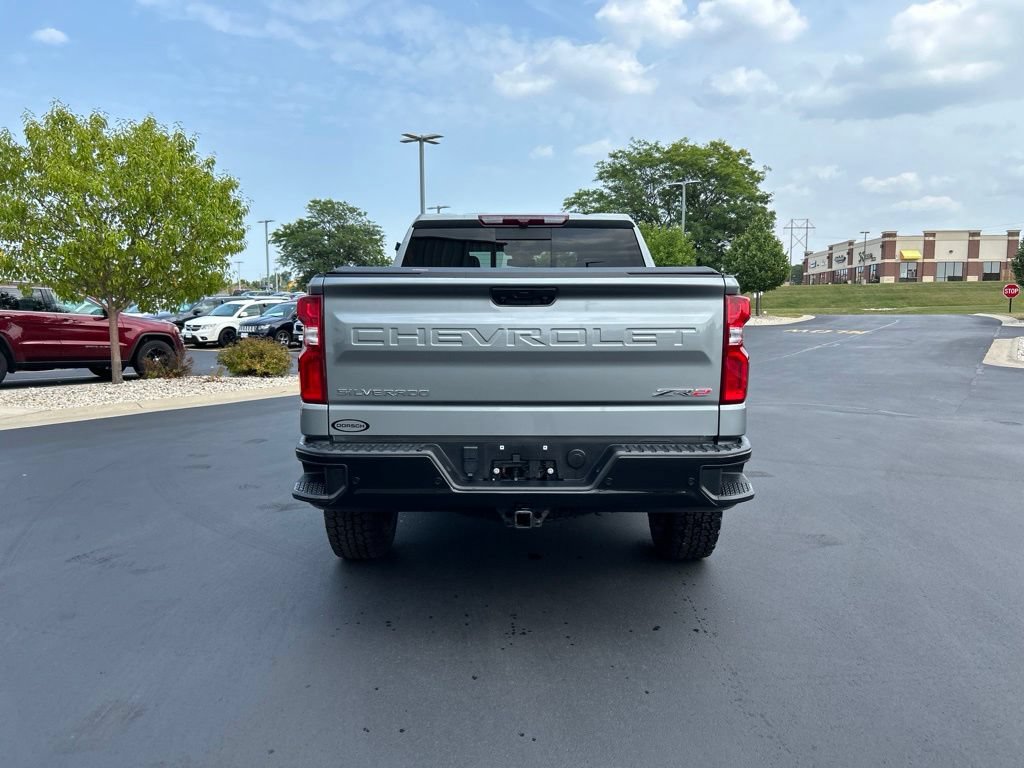 Used 2024 Chevrolet Silverado 1500 ZR2 AWD/4WD image 8