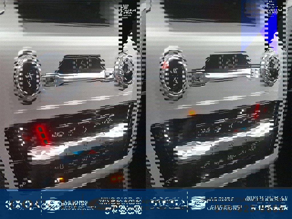 Certified 2022 Ford Explorer XLT w/ Equipment Group 202A image 17