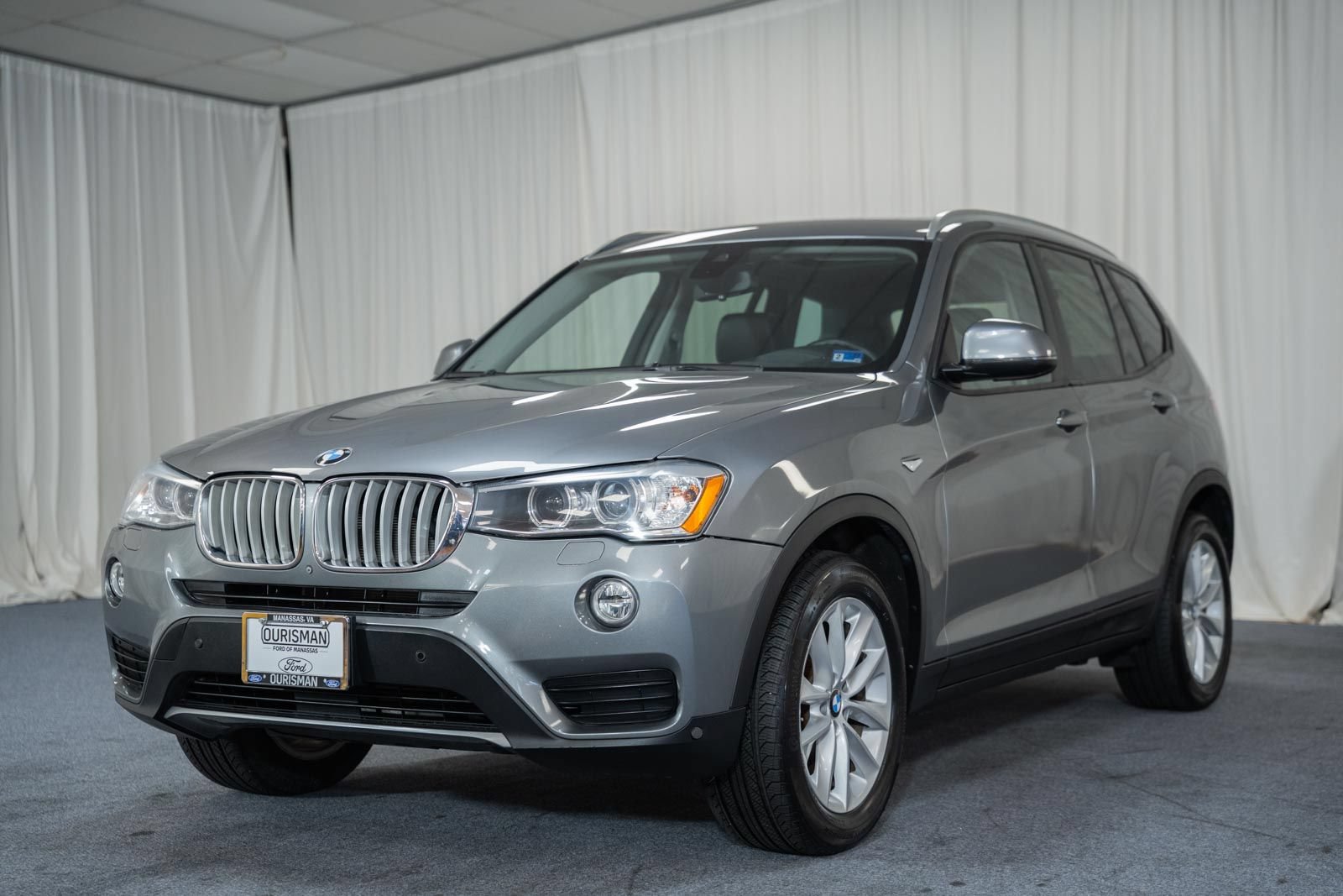 Used 2017 BMW X3 xDrive28i AWD/4WD image 3