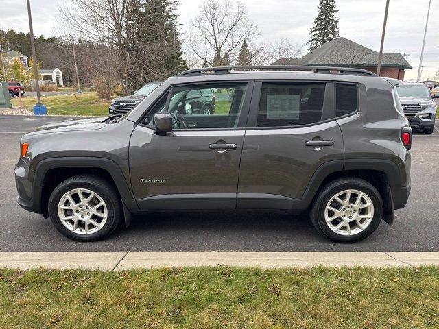 Used 2020 Jeep Renegade Latitude w/ Cold Weather Group image 2