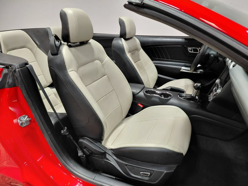 Certified 2017 Ford Mustang Premium RWD image 27