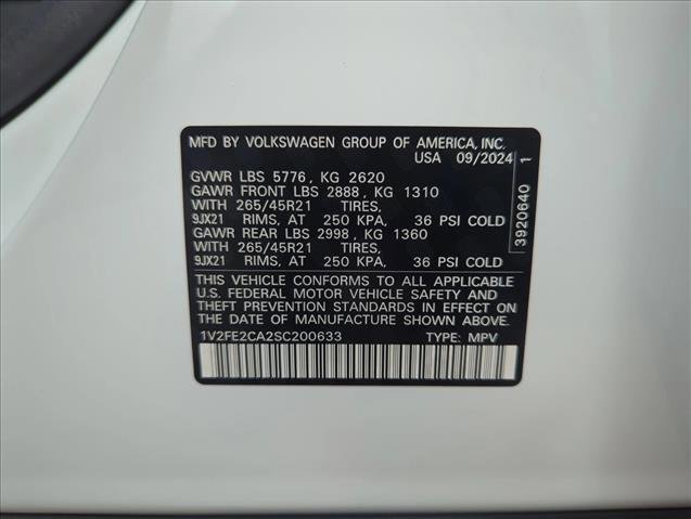 Used 2025 Volkswagen Atlas Cross Sport SEL Premium R-Line AWD/4WD image 29