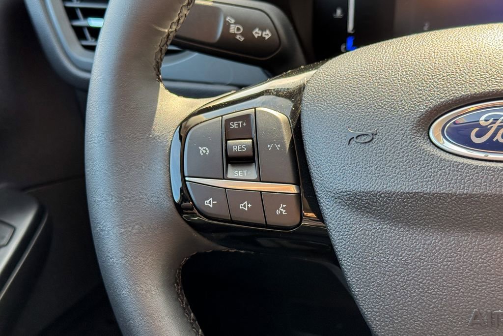Certified 2023 Ford Escape Active AWD/4WD image 28