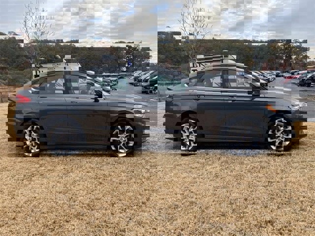 Certified 2020 Ford Fusion SE image 37
