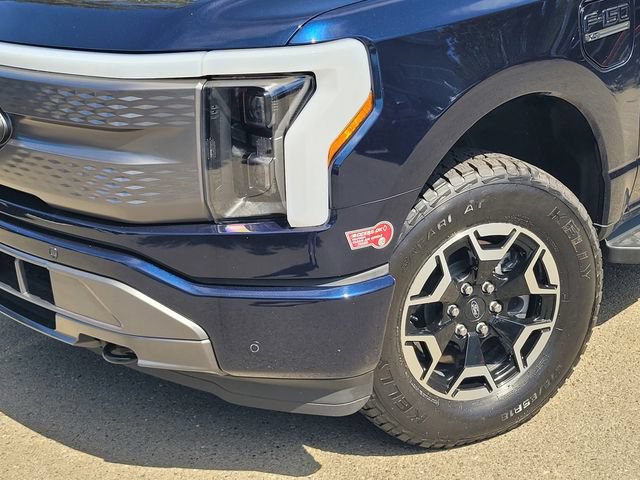 Certified 2023 Ford F150 Lightning XLT AWD/4WD image 9