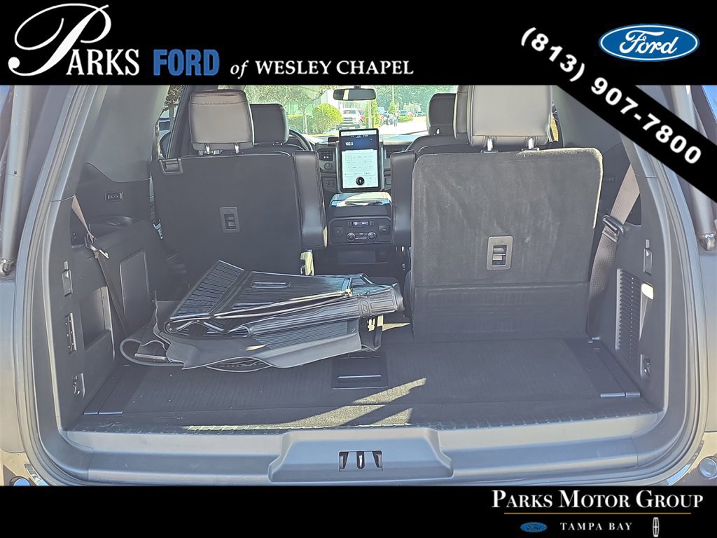 Certified 2023 Ford Expedition Platinum image 9