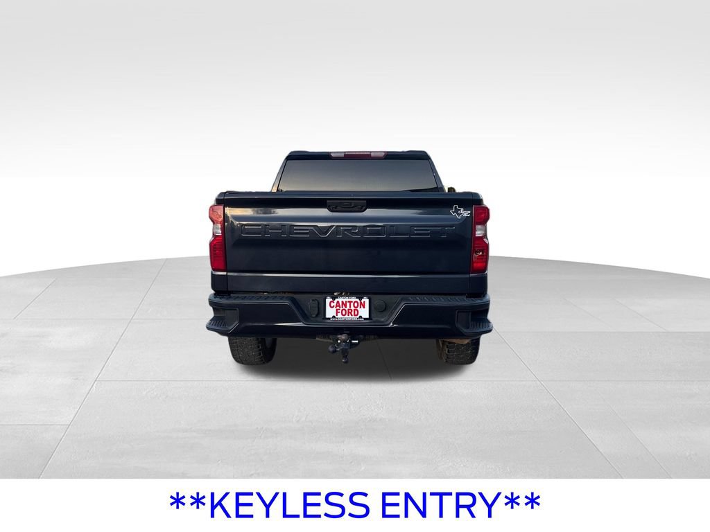 Used 2022 Chevrolet Silverado 1500 Custom AWD/4WD image 6
