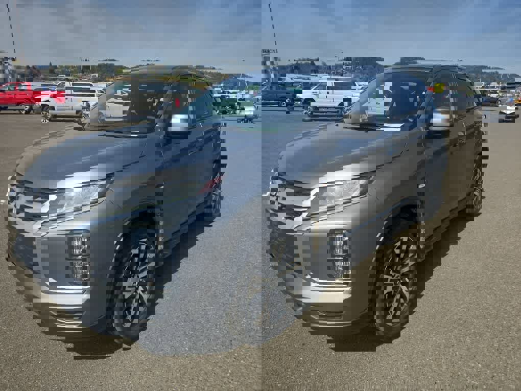 Used 2025 Mitsubishi Outlander Sport ES