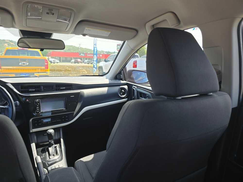 Used 2018 Toyota Corolla iM FWD image 14