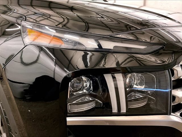 Used 2022 Hyundai Santa Fe Limited AWD/4WD image 27